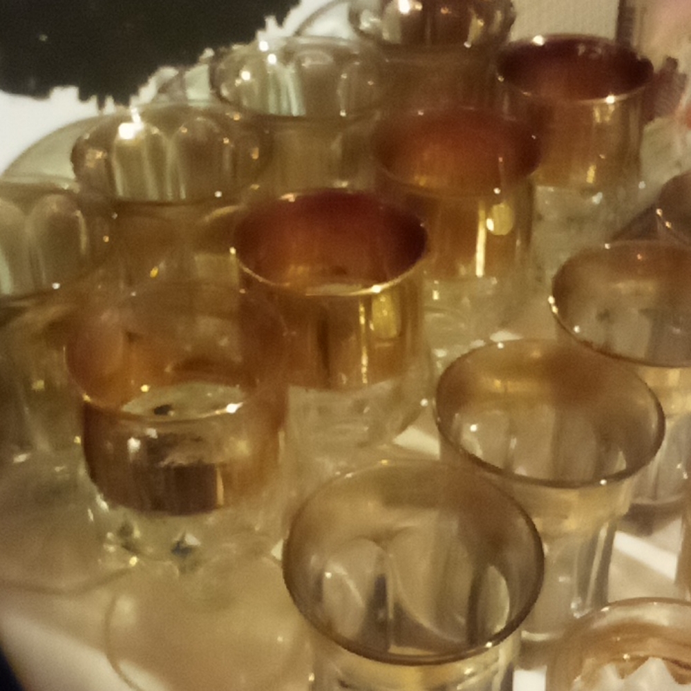Gold Rimmed glasses - Picture 4 of 4